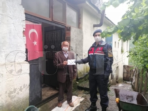 81 Yandaki Bekir Amca, bir aylk emekli maan Biz Bize Yeteriz Trkiyem kampanyasna balad
